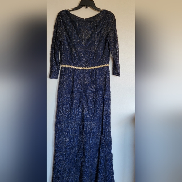 Js collections style # 866711 size 10 evening dress - Picture 2 of 5